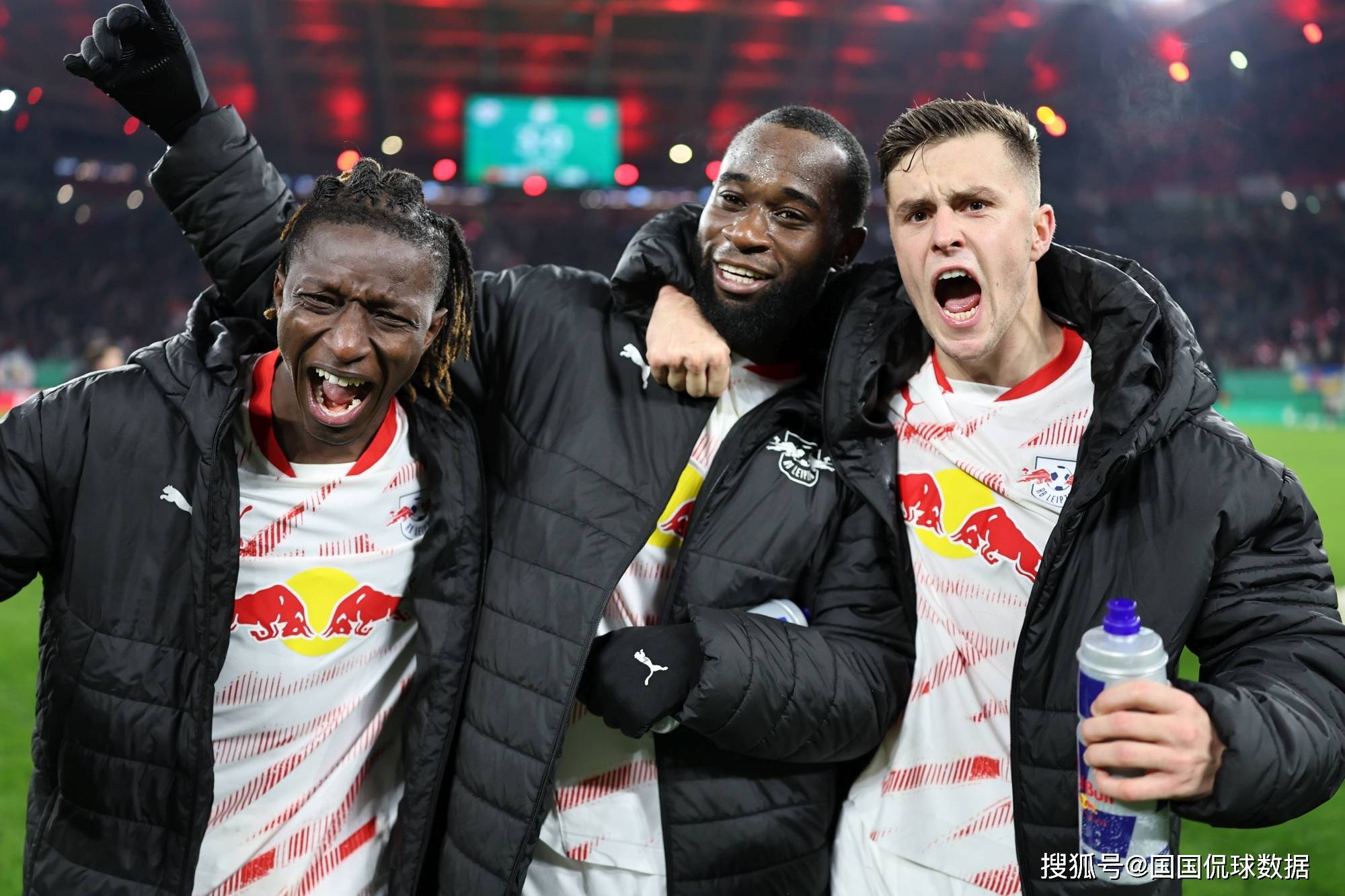 包含莱比锡红牛年轻阵容蓄势待发，力争进步的词条