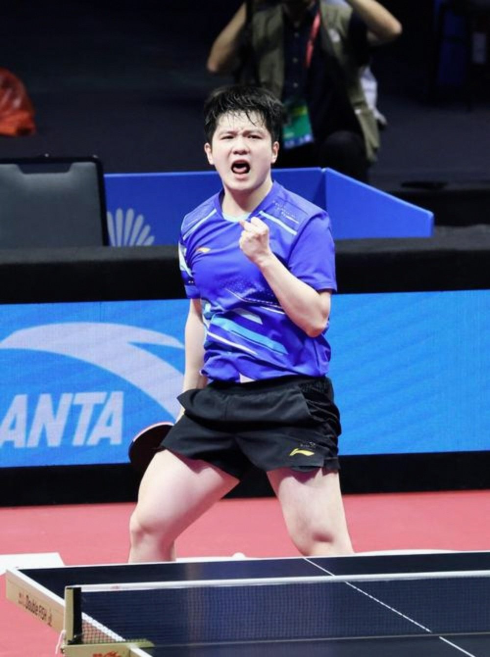 英格兰队绝杀日本队，樊振东统治全场的简单介绍