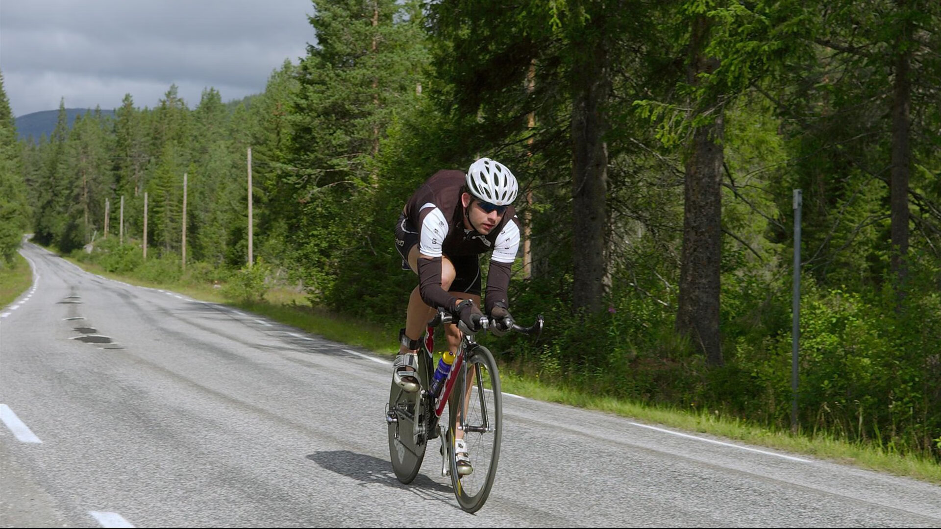 雷速-利拉德爆发背后的篮球哲学，黄蜂节奏如何启示广东队