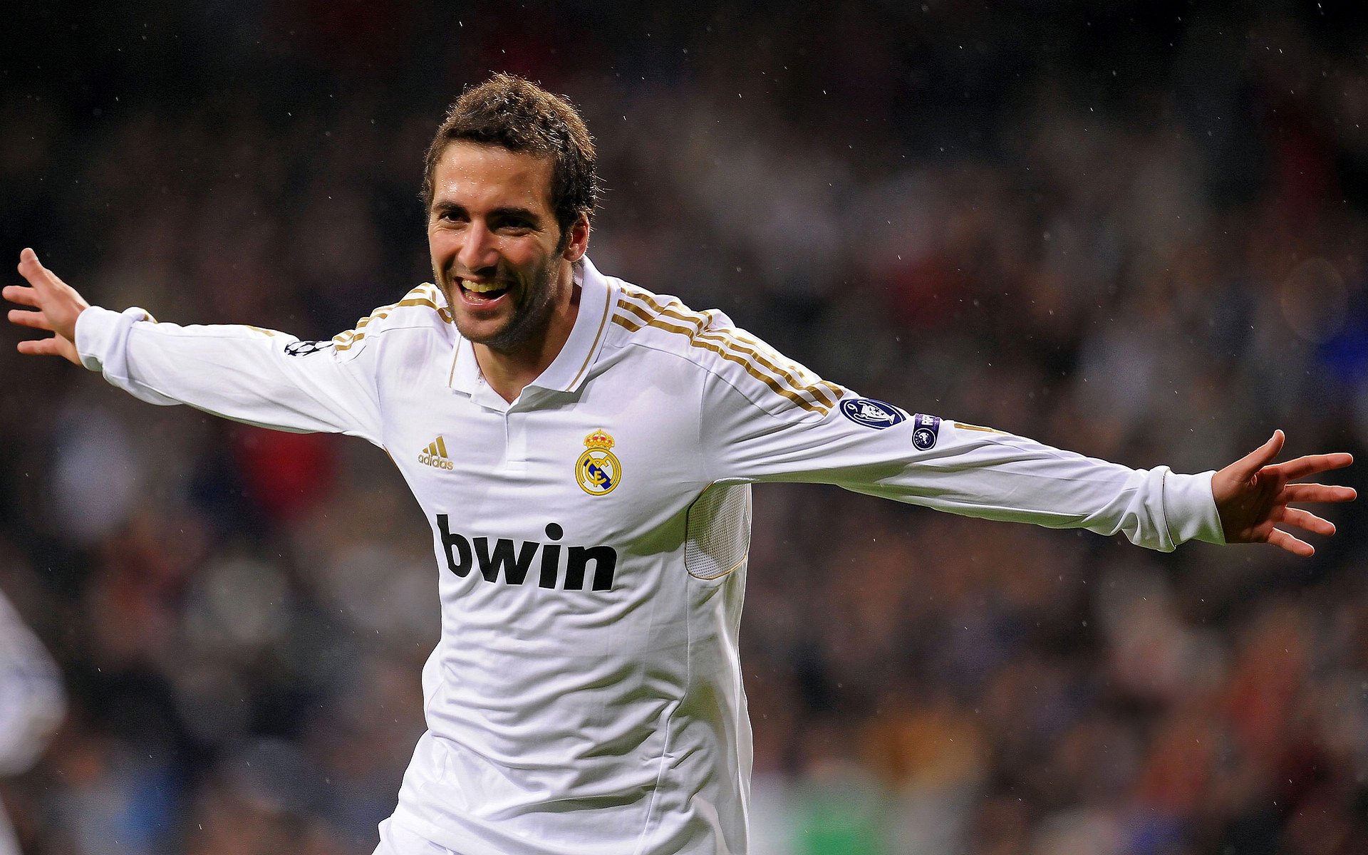 冷门之夜，厄瓜多尔爆冷奥地利，卡拉斯科一剑封喉成关键先生